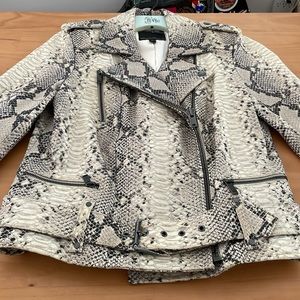 BRAND NEW Banana Republic leather python look Moto Jacket > Small